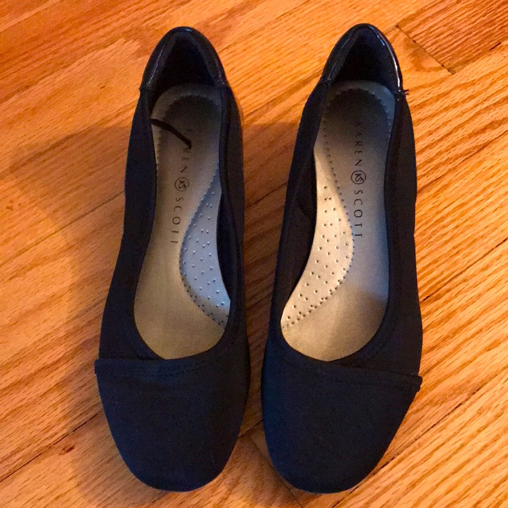 Karen Scott comfort wedges black size 7